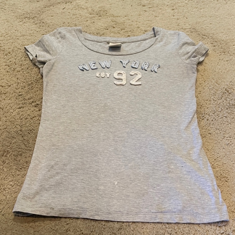 Abercrombie & Fitch Gray women/juniors Tee with New York 92 Print